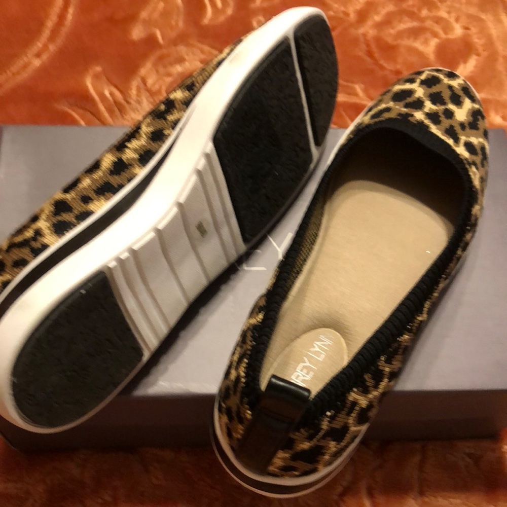 New Aubrey Lynn comfort shoes, never been worn.